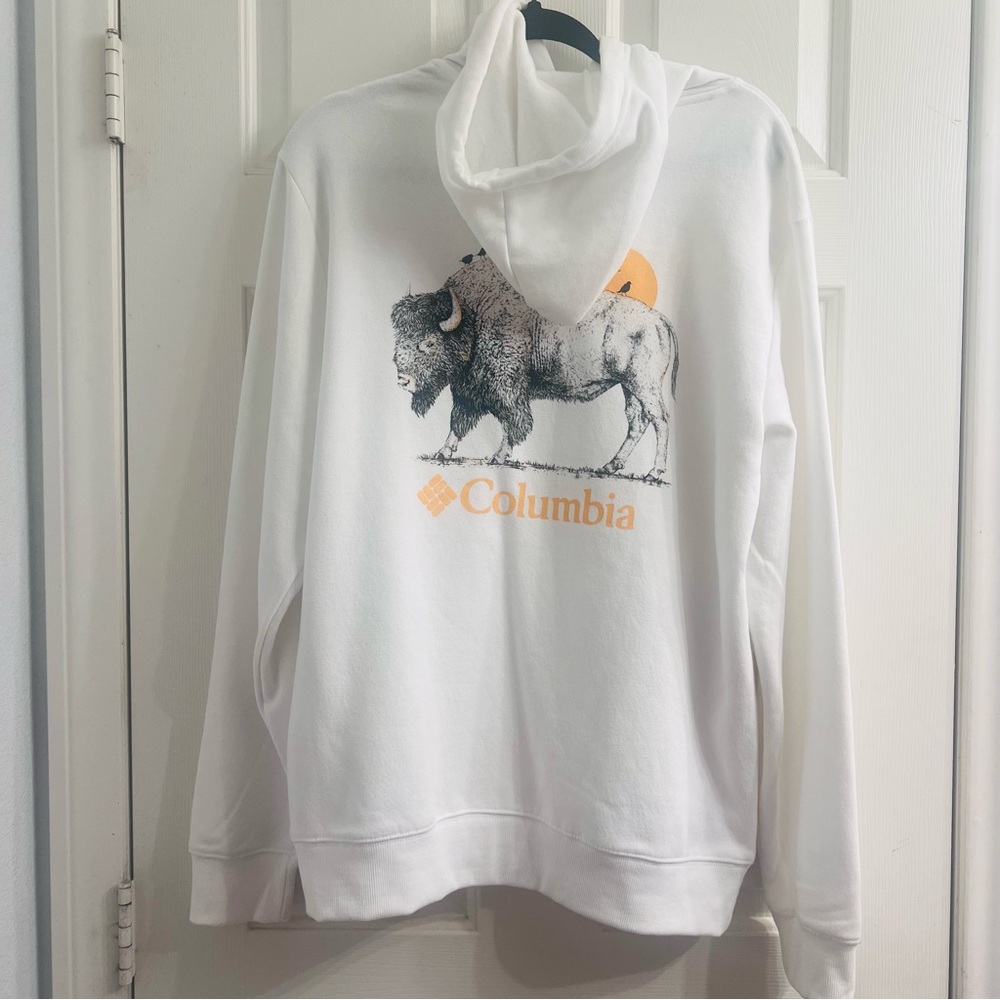NWT- Columbia White Men's Sweater with Bison and Sun Graphic - Picture 4 of 5